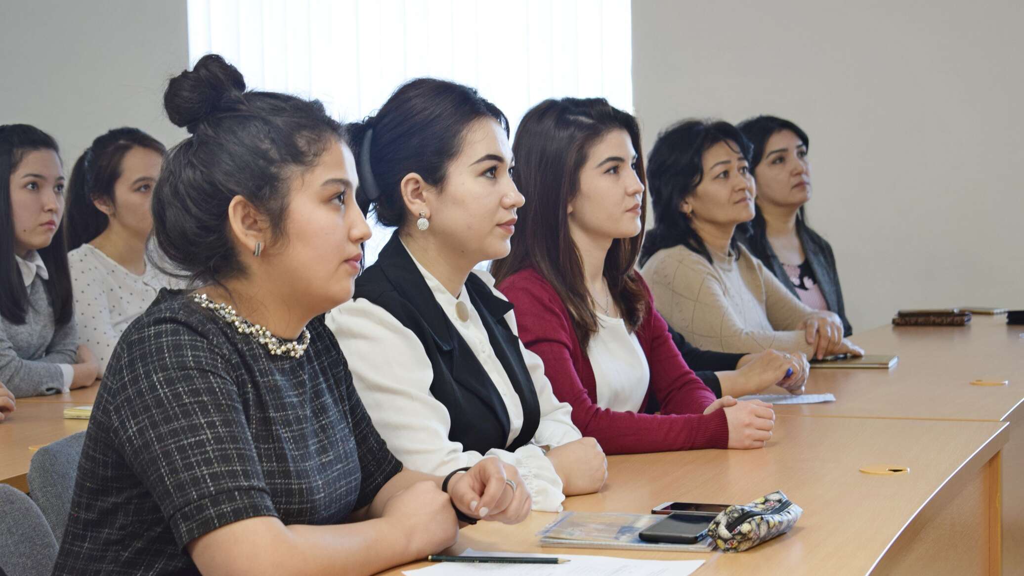 Xotin-qizlar uchun oliy o‘quv yurtiga kirishda qanday imkoniyatlar mavjud? – Mutaxassis aniqlik kiritdi
