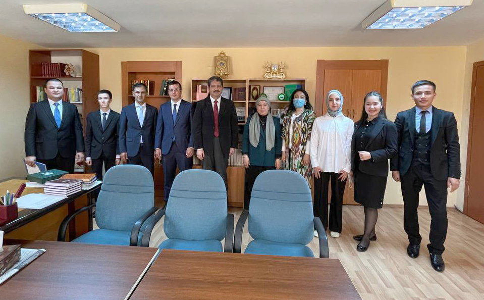 Delegatlarimiz Ozarbayjon ilohiyot instituti jamoasi bilan uchrashdi