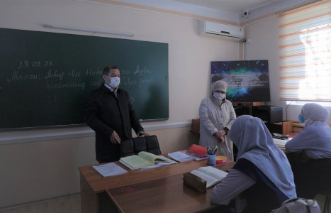 Mutasaddilar “Xadichai Kubro” ta’lim muassasasi faoliyati bilan yaqindan tanishishdi