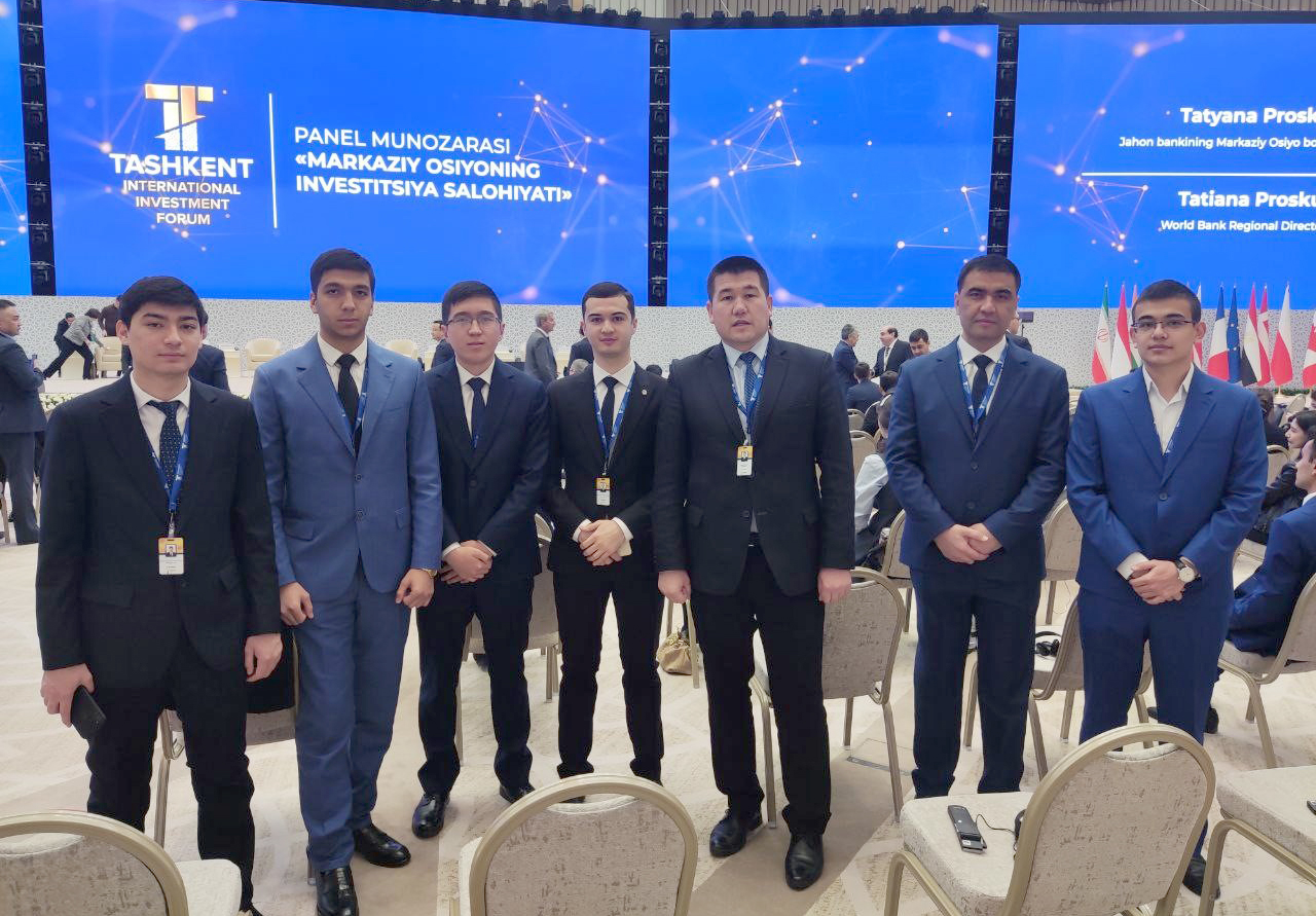 Birinchi Toshkent xalqaro investitsiya forumida Akademiya talabalari ham ishtirok etdi