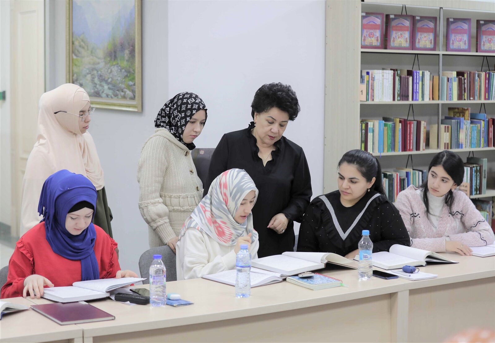 Akademiya o‘qituvchisi magistrlar uchun vebinar dars mashg‘uloti o‘tdi