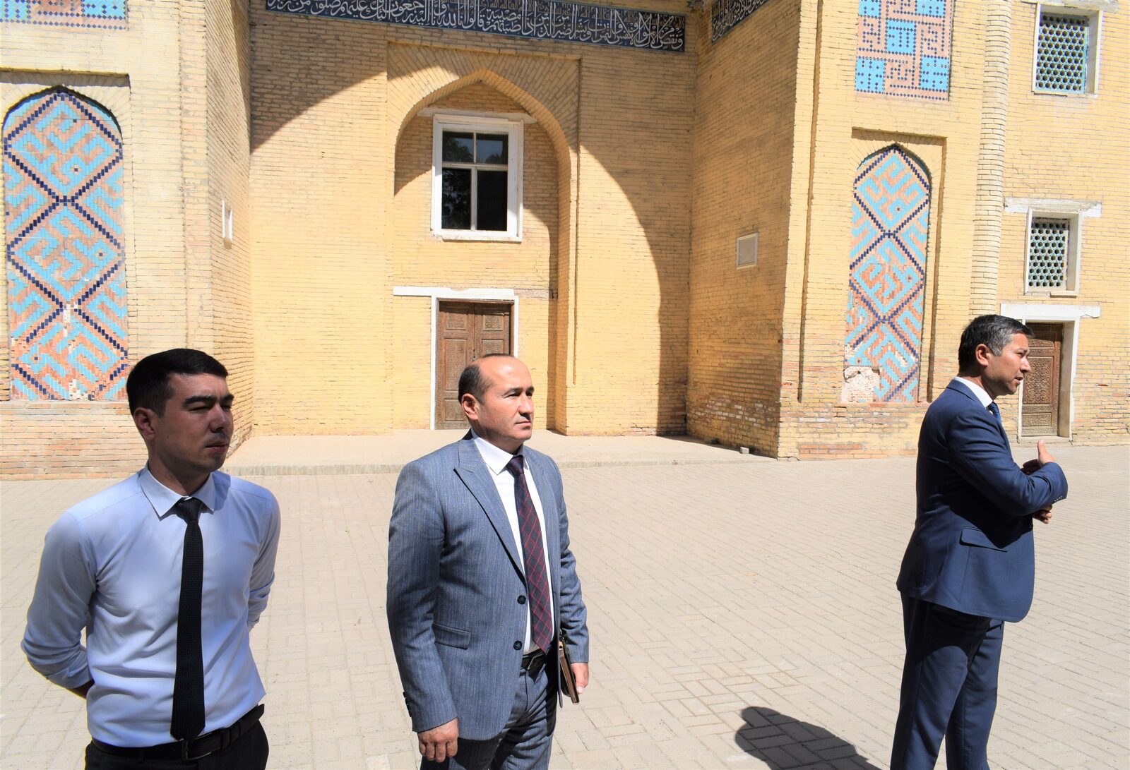 1-bosqich talabalari uchun Akademiya hududida joylashgan muqaddas qadamjolarga ziyorat tashkil etildi