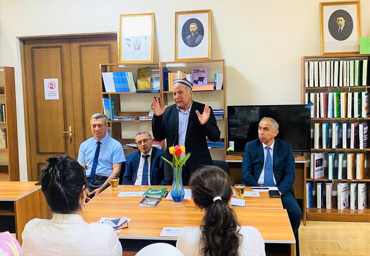 Adabiy uchrashuv mazmunli o‘tdi