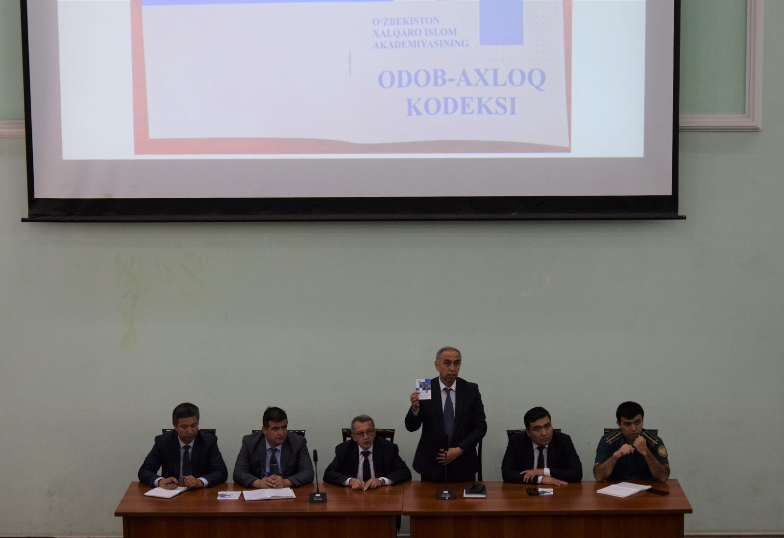 Akademiyada magistrlar bilan davra suhbati o‘tkazildi