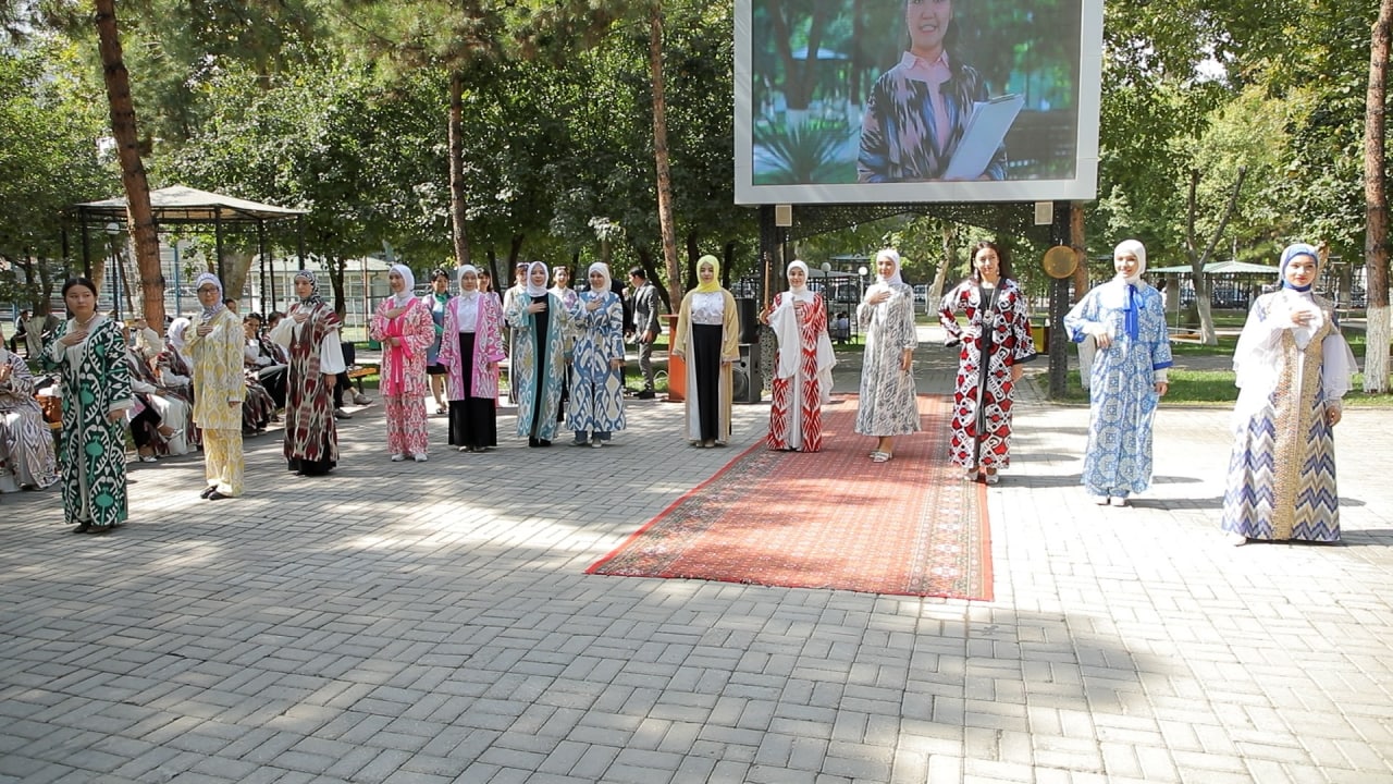 Akademiyada “Xon atlas” festivali o‘tkazildi
