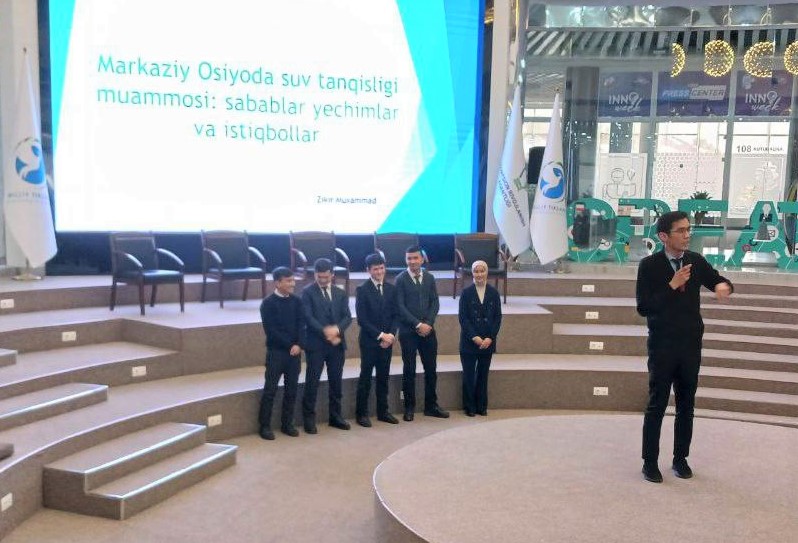 Akademiya talabalari “Siyosat maydoni” tanlovining respublika bosqichida ishtirok etishmoqda
