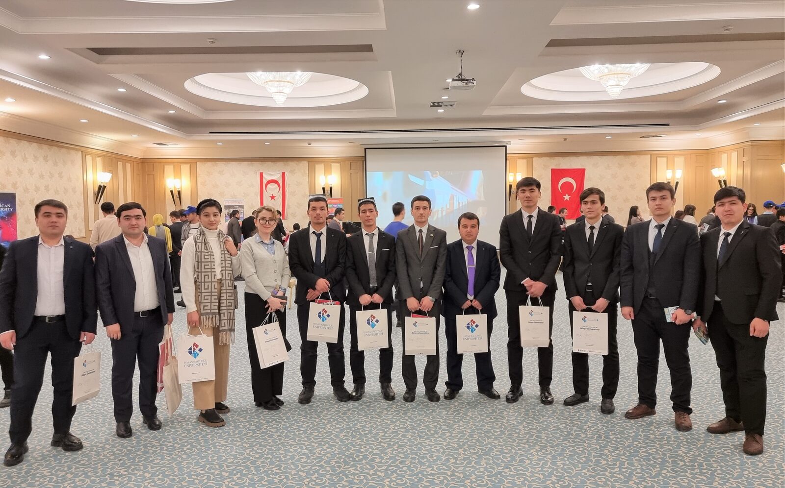 Akademiya vakillari ta’lim ko‘rgazmasida ishtirok etdilar