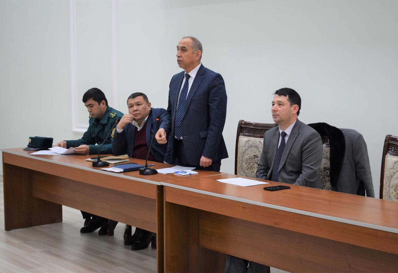 Akademiyada “Rahbar va yoshlar” ochiq muloqoti davom etmoqda