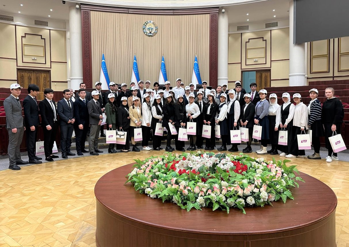 Akademiya talabalari Oliy Majlis Qonunchilik palatasida