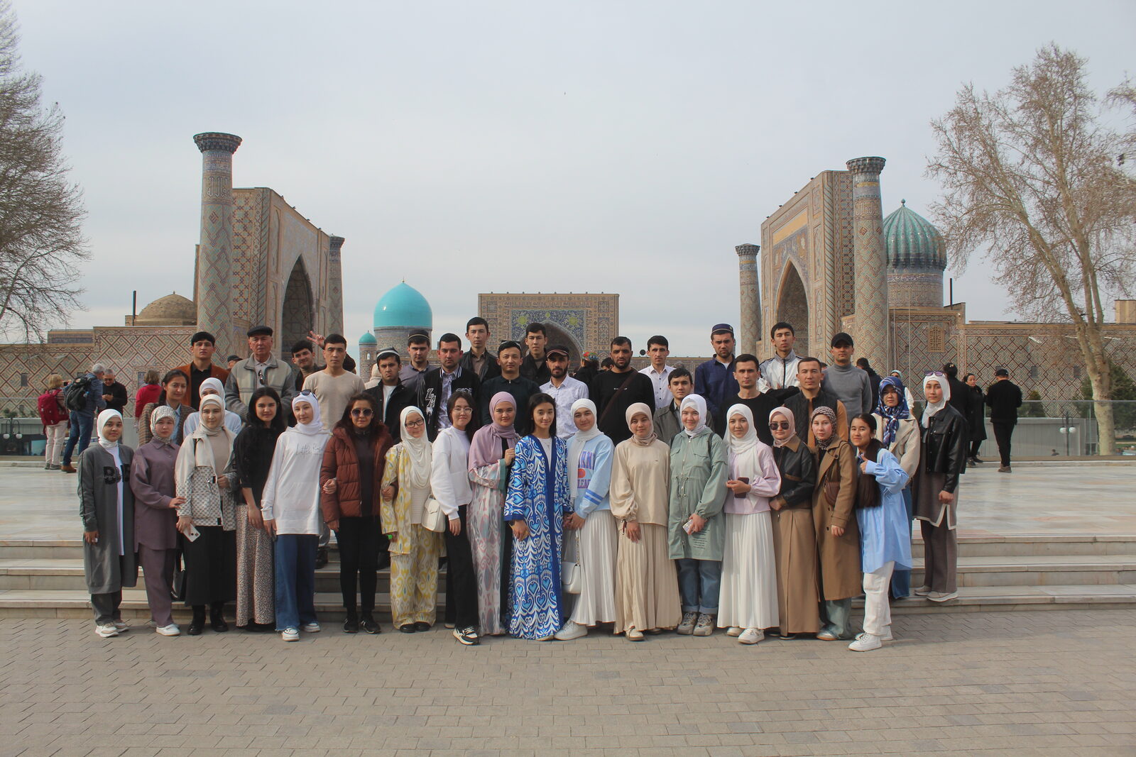 Talabalar uchun Samarqand shahriga sayohat tashkil etildi