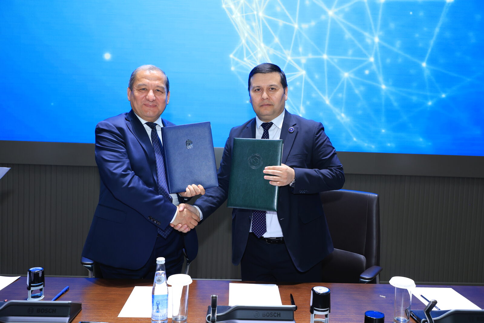 “O‘zmilliybank” AJ bilan hamkorlik kelishuvi imzolandi