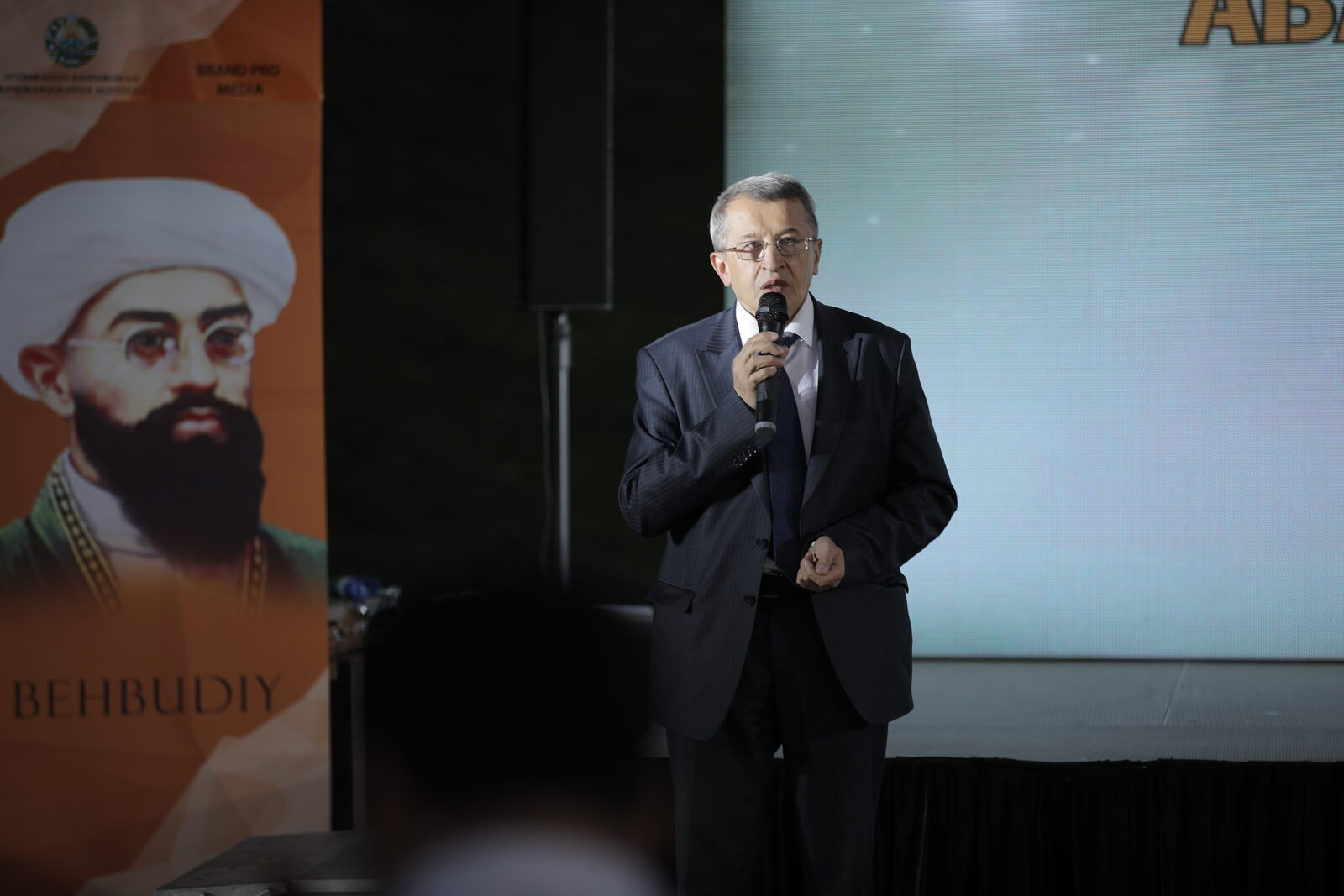 Adiblar xiyobonida Mahmudxo‘ja Behbudiy hayoti va ijodi aks etgan tarixiy-badiiy film premyerasi o‘tkazildi