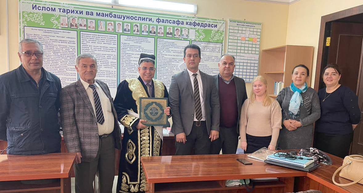 Akademiya professori Buxoro davlat universitetida mahorat darslarini o‘tdi