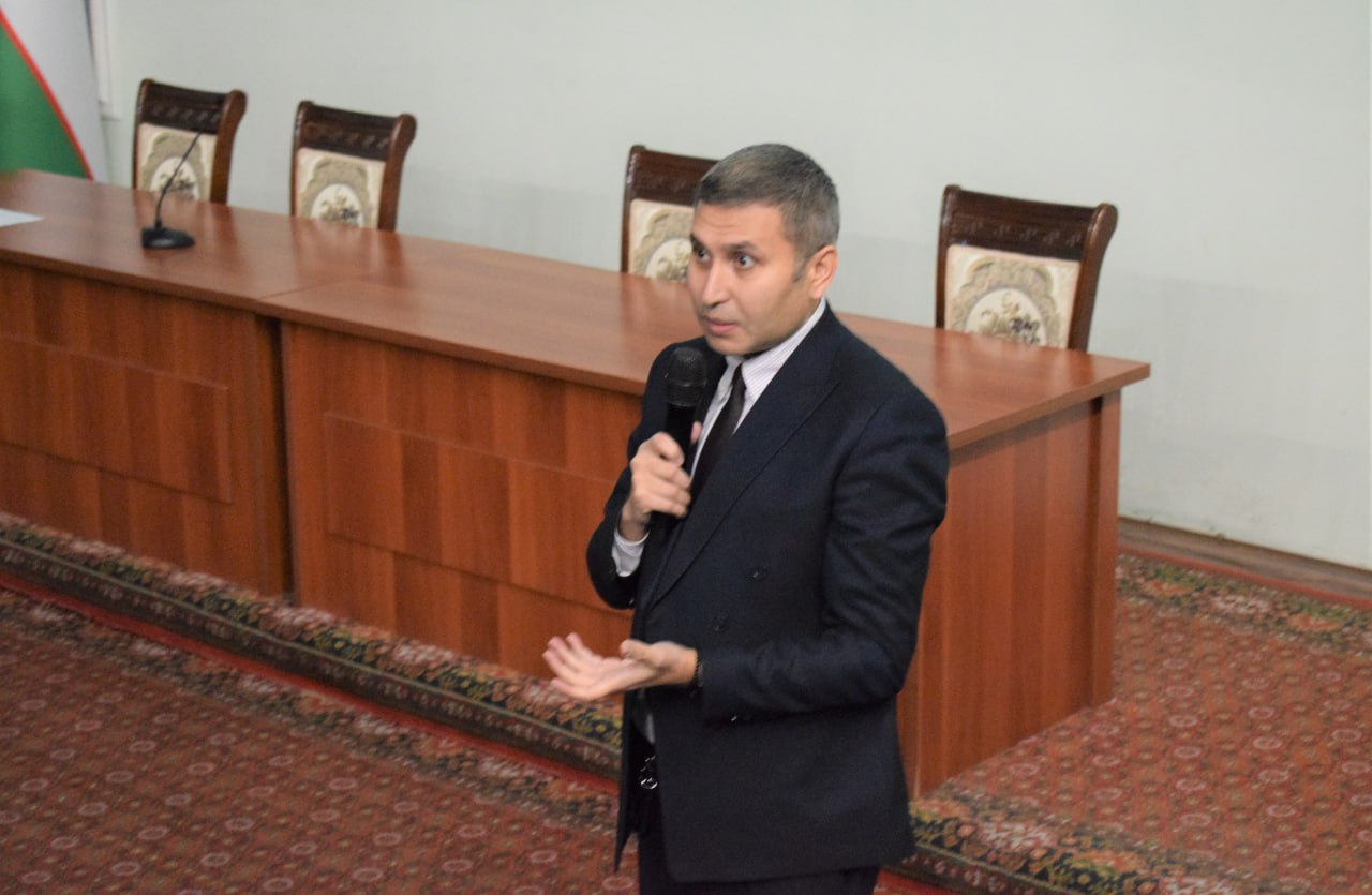 Обучение профессоров и преподавателей продолжается