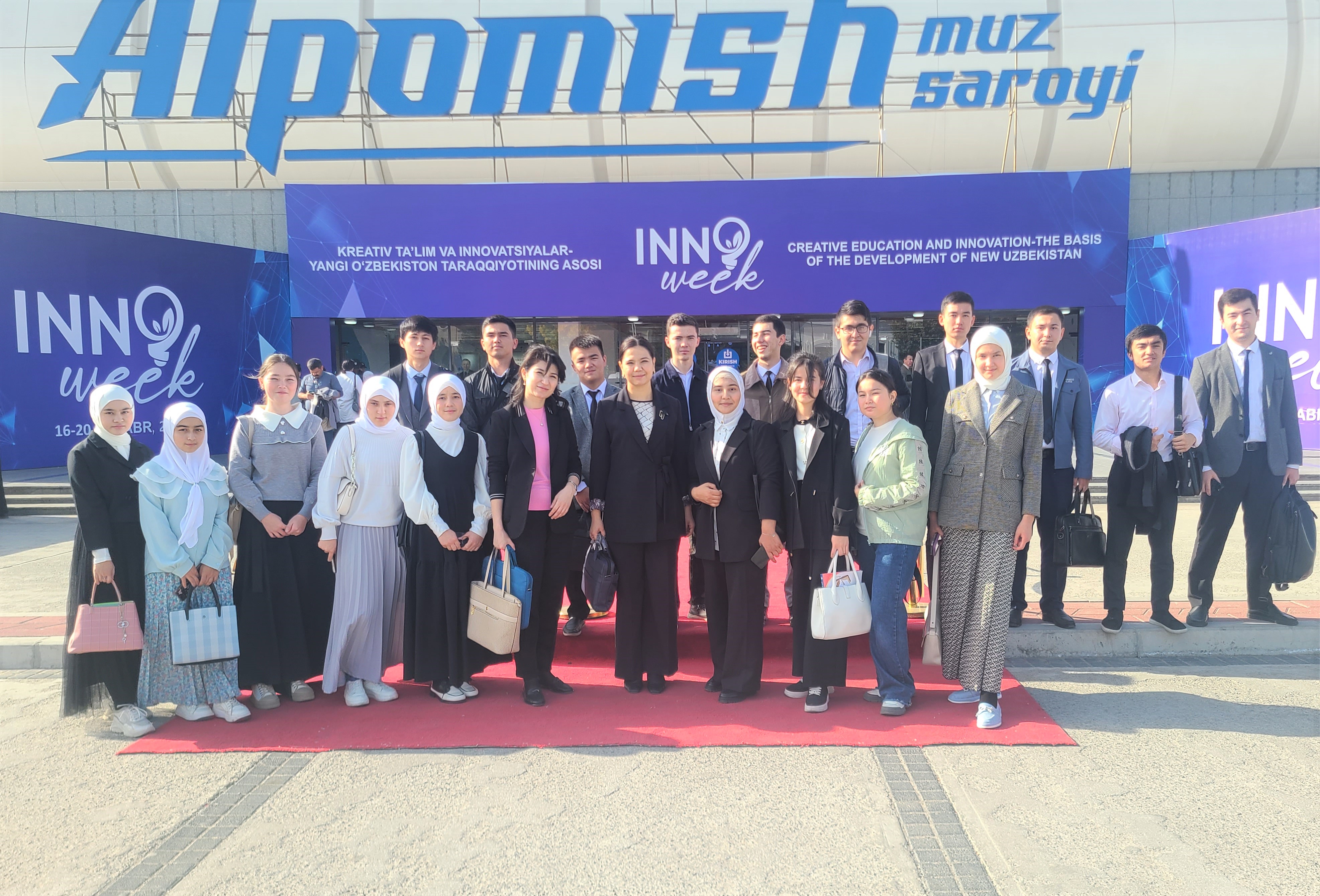 Akademiya vakillari “InnoWeek-2023” innovatsion gʻoyalar haftaligida qatnashdi
