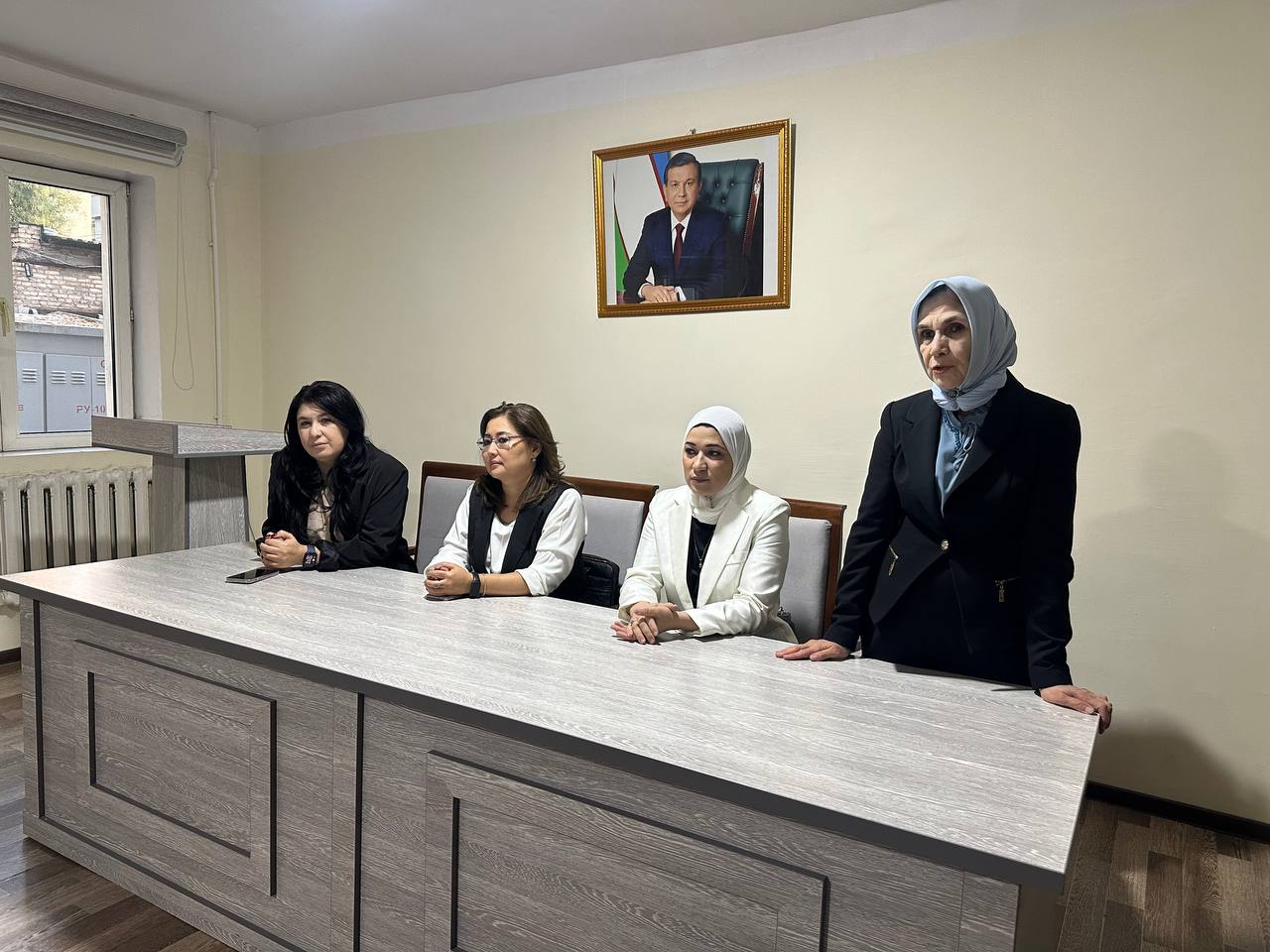 Talabalar turar joyida muhim mavzuda davra suhbati o‘tkazildi