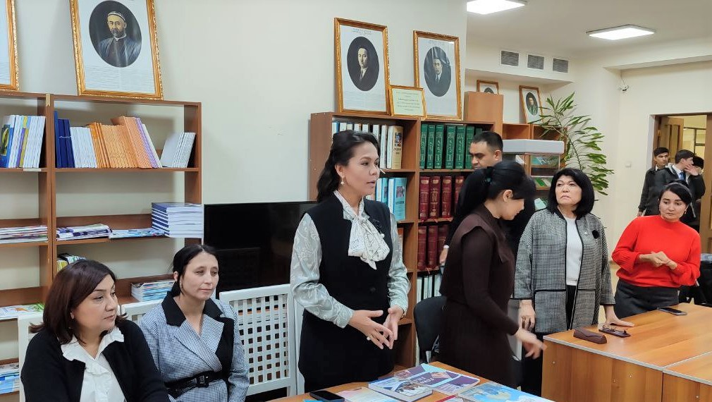 Oʻquv adabiyotlar taqdimoti bo‘lib o‘tdi