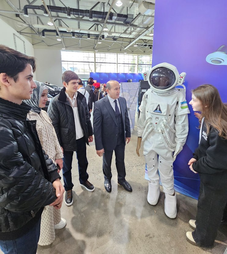 Talabalar innovatsion ko‘rgazmada ishtirok etdi