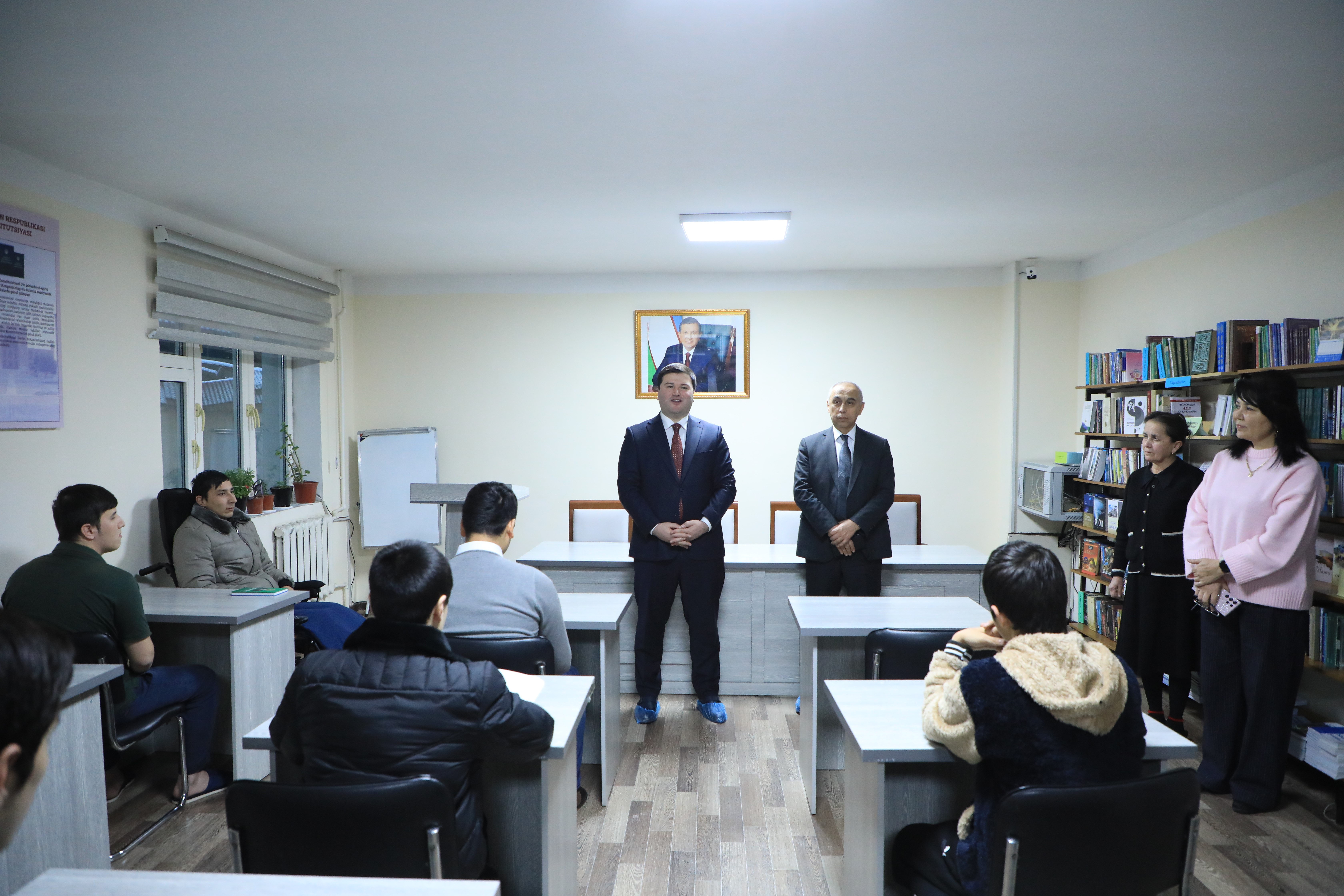 Talabalar turar joyidagi yoshlar bilan muloqot qilindi