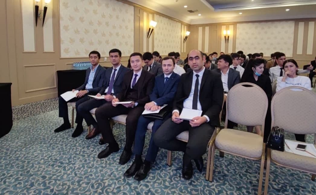 Akademiya vakillari Respublika konferensiyasida ishtirok etmoqda